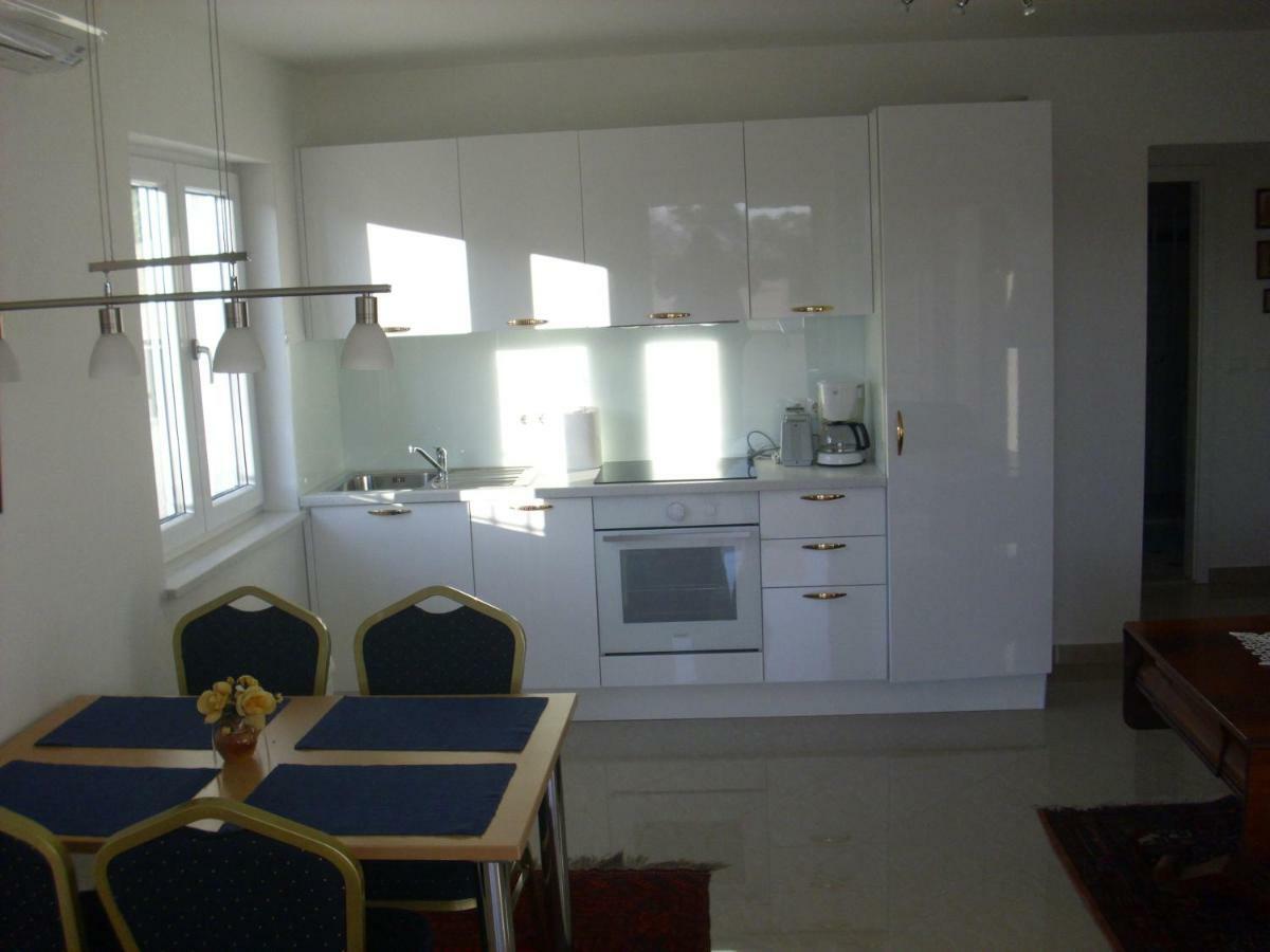 Open Hus Appartement Krvavica Buitenkant foto